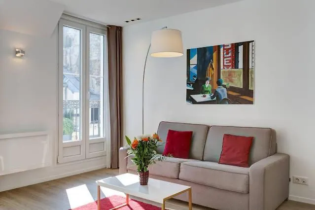 Champs Elysees Daire