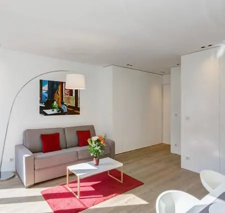 Champs Elysees Париж